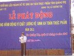 Đồng Chí Nguyễn Trí Tuân UVTV, PCT UBND Thị xã ,Trưởng ban chỉ đạo Phát biểu khai mạc lễ phát động