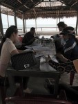 Đoàn kiểm tra chuyên ngành làm việc với hộ kinh doanh  tại khu du lịch TT Cửa Việt