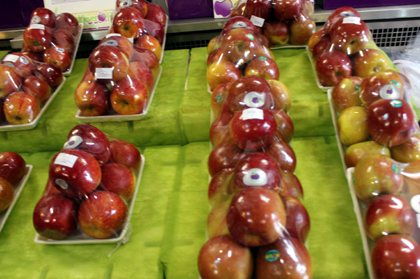 Tem mác là một sự bảo chứng cho chất lượng và nguồn gốc của trái cây nhập ngoại (ảnh minh họa)