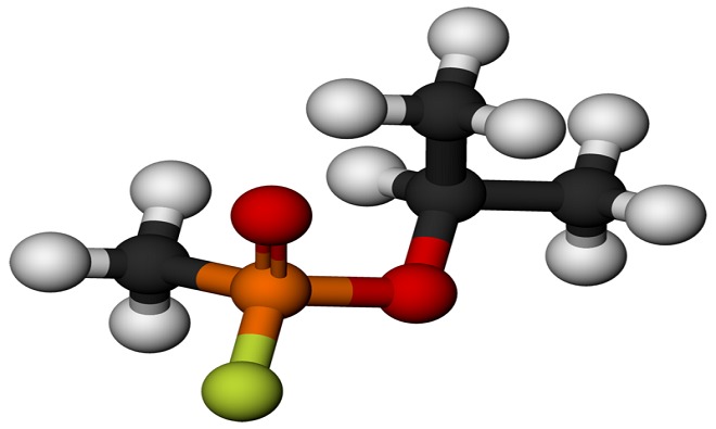 Cấu trúc phân tử dạng 3D của sarin, chất khí độc tác động lên hệ thần kinh, ra đời như một loại thuốc trừ sâu năm 1983.